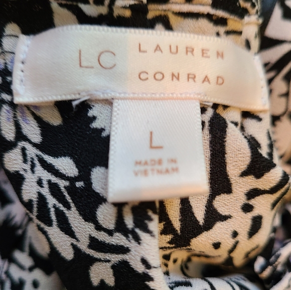 (344) Laura Conrad (LC) Woman's Cut Sleeve, back tie, Summer Dress / Belt,  (L) - Picture 16 of 16